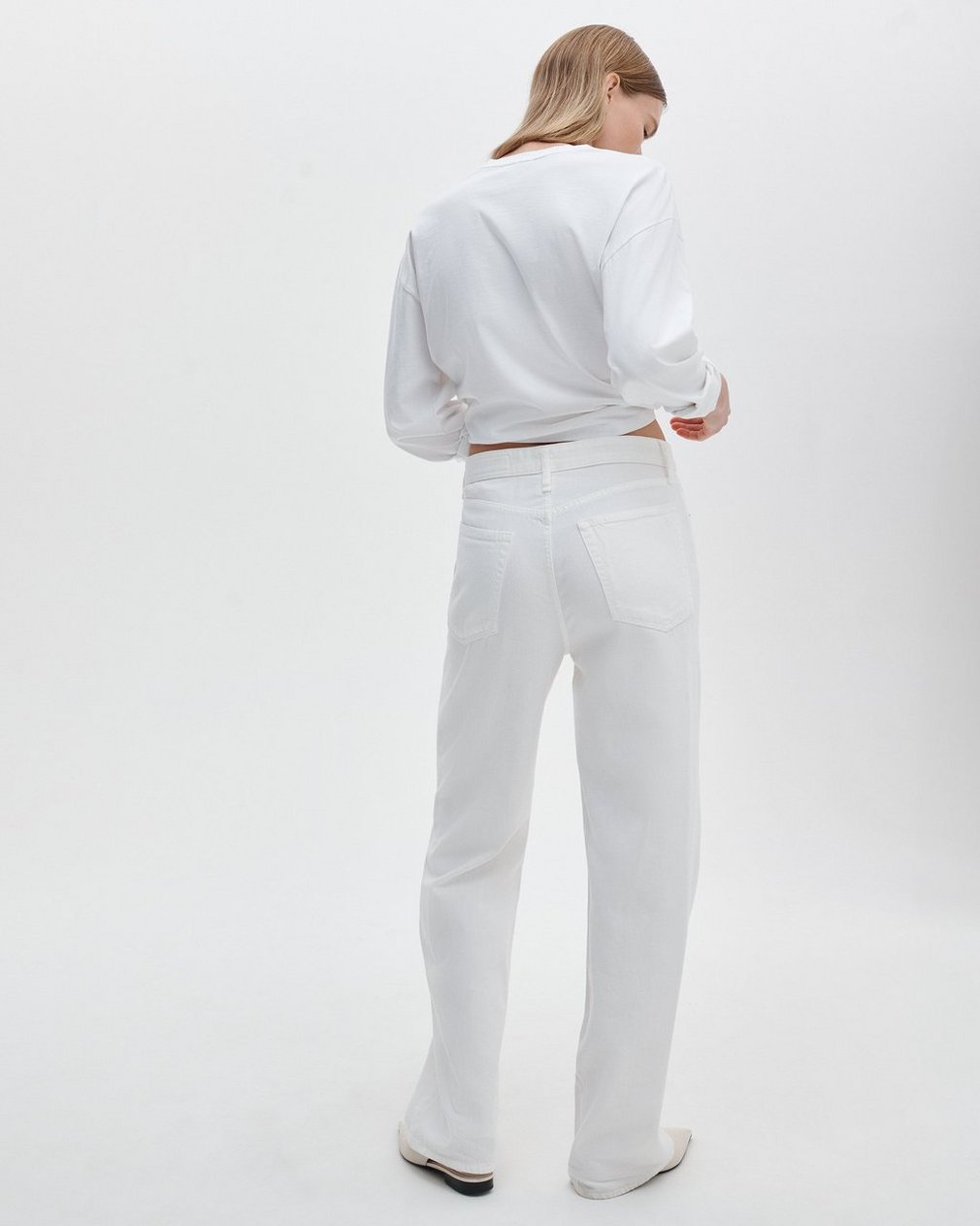 Featherweight Logan Wide-Leg Jeans - Optic White - Image 5