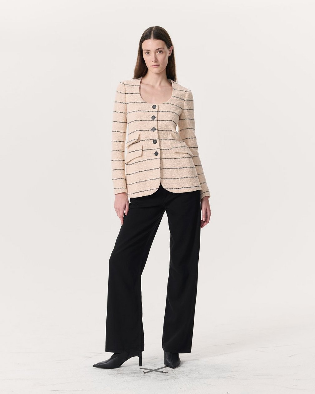 Roslyn Cotton Tweed Scoop-Neck Blazer - Cream - Image 4