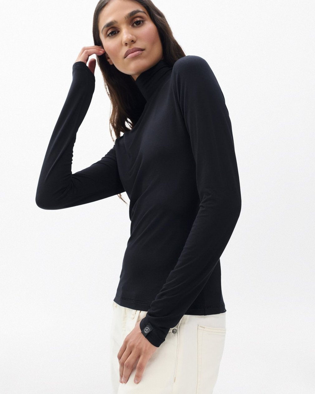 Luca Turtleneck - Black - Image 4