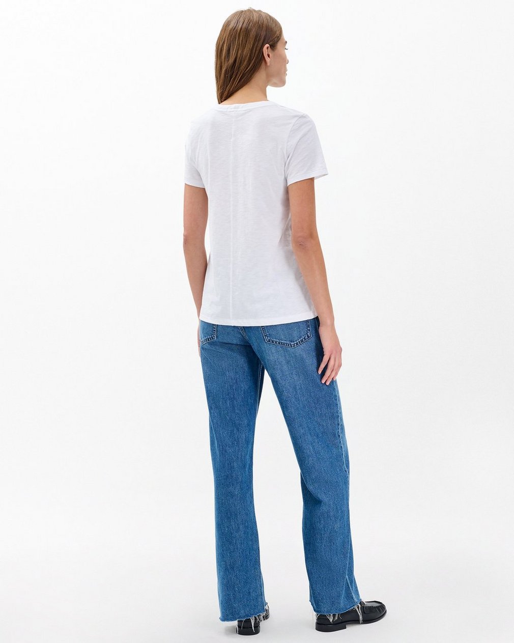 The Slub V-Neck Tee for Women - Image 6