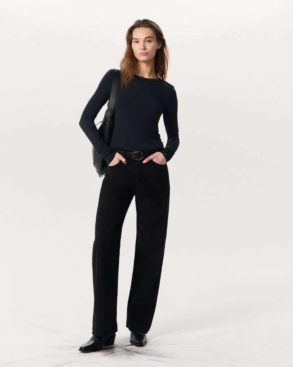 Luca Long Sleeve Tee - Black - Image 4