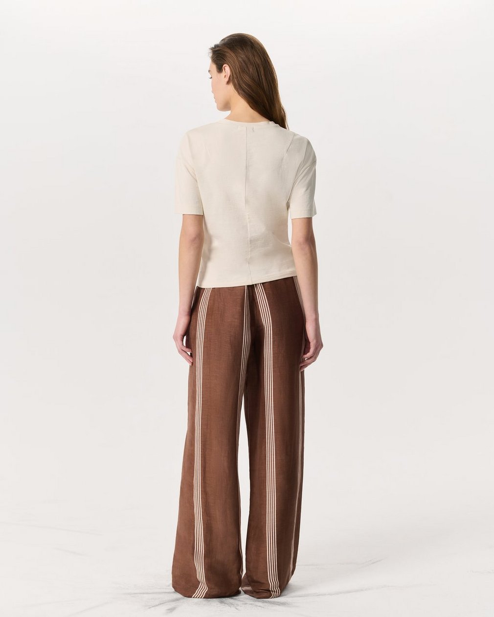 Mica Twist-Detail Draped Cotton T-Shirt - Ivory - Image 5
