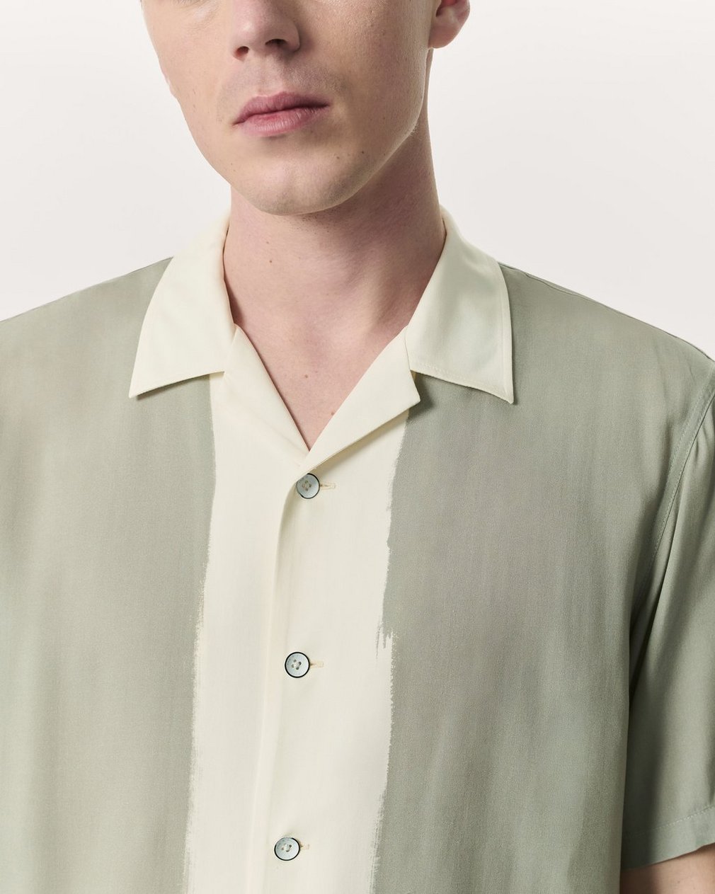 Avery Relaxed Fit Painterly Print Woven Shirt - Tan Anthony Print - Image 3