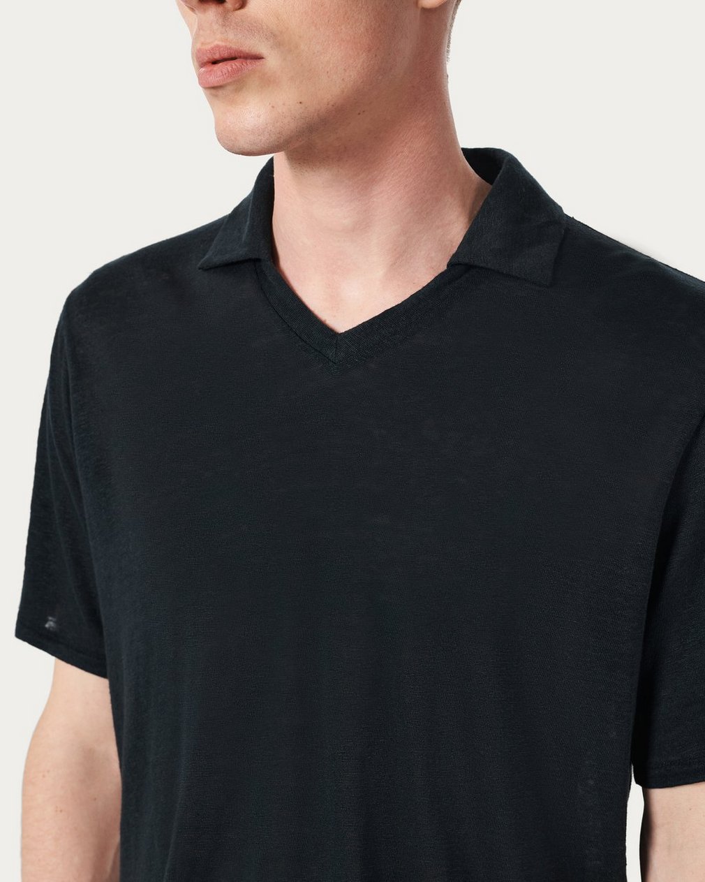 Linen Johnny Collar Polo - Black - Image 4